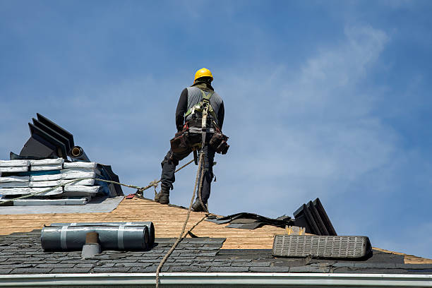 Professional Roof Installation technician working in Holbrook, ID
